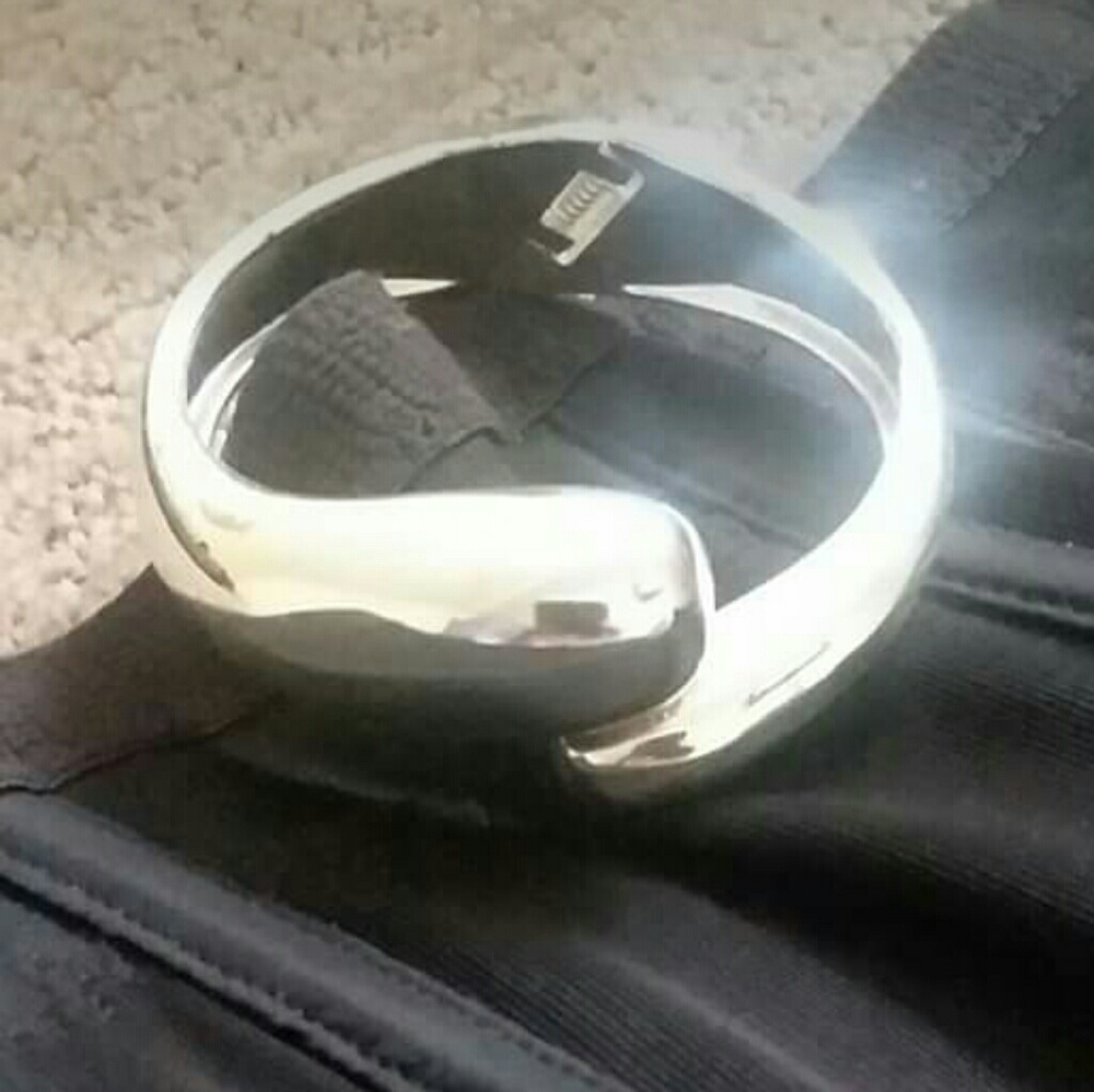 Silver braclet